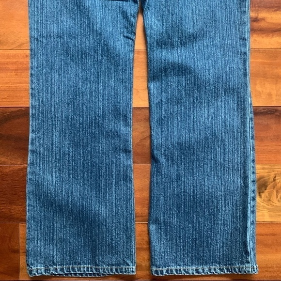 Zena Vintage Flare Jeans - Picture 8 of 8